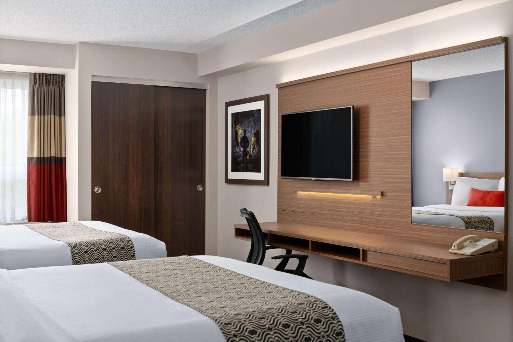 Microtel Inn & Suites By Wyndham Kirkland Lake Eksteriør bilde